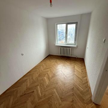 Миколи Пимоненка вул., 12