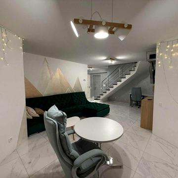 УВАГА , ПОНИЖЕННЯ ЦІНИ ! Продаж просторої квартири з євроремонтом ЖК Відродження,