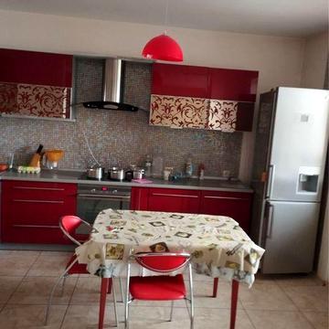 Здається простора двокімнатна квартира, Срібнокільська 1, метро Позняк