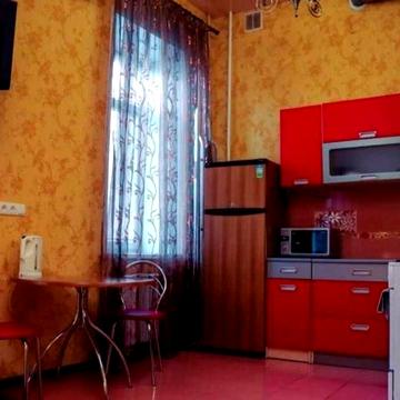 Оренда однокімнатної квартири ,  ул. Грушевского, 4Б