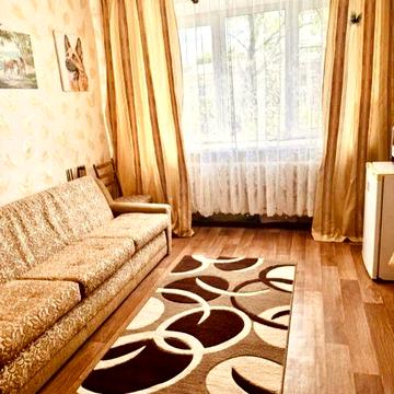 Продам малогабаритну квартиру.