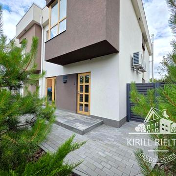 Аренда таунхаус с камином в коттеджном поселке «Золотые Ключи»