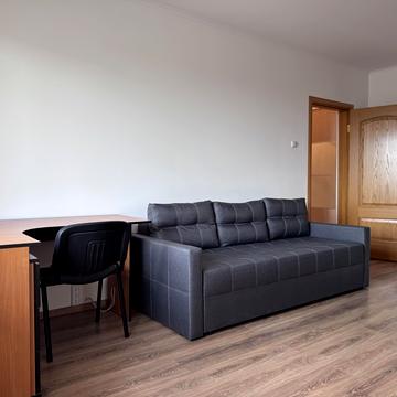 Європейського Союзу просп. (Правди), 33