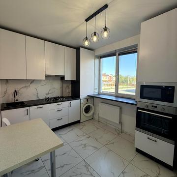 Гетьманська вул., 50