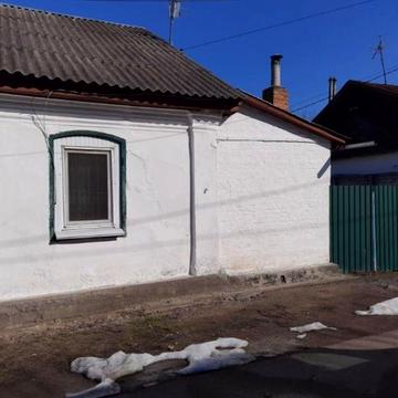 Продам частину будинку біля "ДАСТОР"