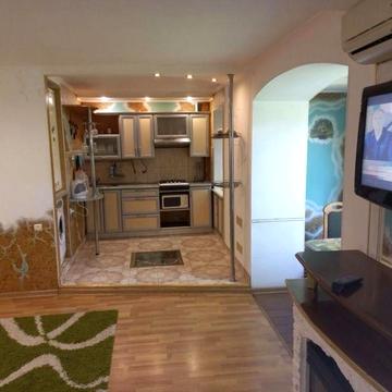 Сдам 2к кв с хорошим ремонтом ЮТЗ