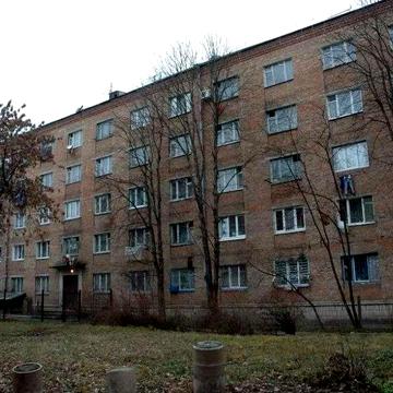 Затишна смарт-кімната біля метро Житомирська (вул. Верховинна, 80-А)