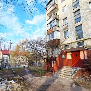 Продаж 1 кімнатної квартири р-н вул. Козацької