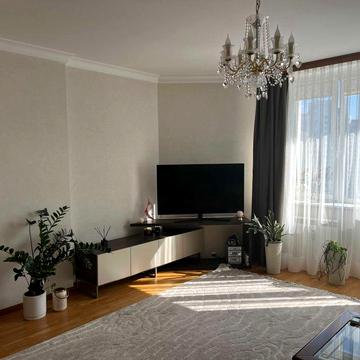 4-х кімнатна квартира. 125 кв.м. Від власника.