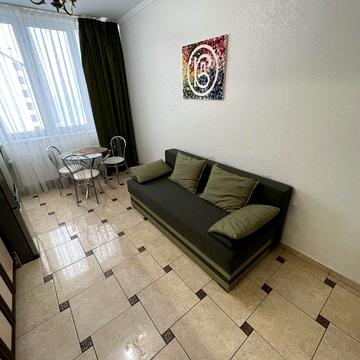 Продаж  двокімнатна  квартира  з двома санвузлами і кухнями ЖК Елітний дім   2012