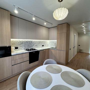 Здам в оренду простору однокімнатну квартиру в центральній частині