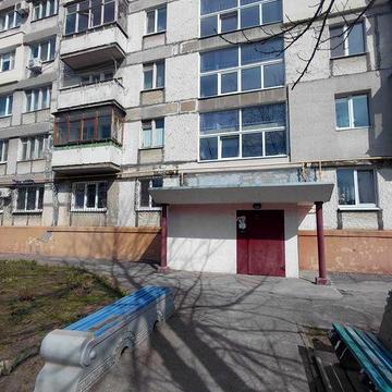 2 кім чешка , поруч з парком