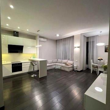 Аренда 3к.кВ. Центр пер Банный 1, Дом на набережной, Новострой