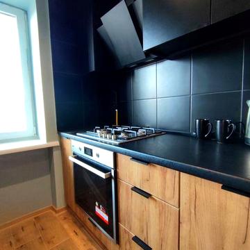 Продається 3 кімн.квартира, По Миру, 2/9 цегла