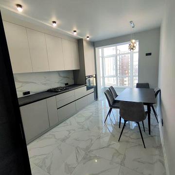 Шикарна 2-х кімнатна квартира в центрі від Власника