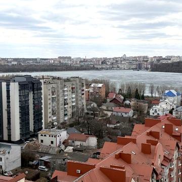 Продаж 2к квартири з виглядом на озеро Жк  Метрополь