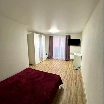 Вона може бути саме твоєю