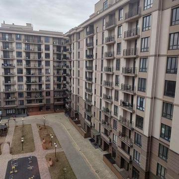 Двухкомнатная квартира 68 м2  по  цене 55000 уе.