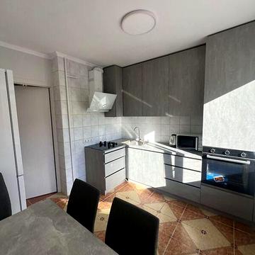 Довгострокова оренда 2к Квартира Кавалерідзе Івана вулиця