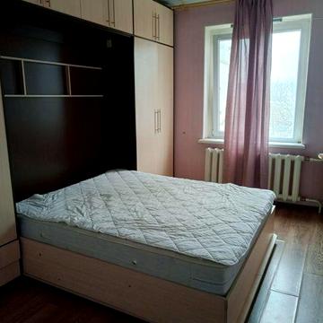 Сдам 2 комнатную квартиру  Парковая