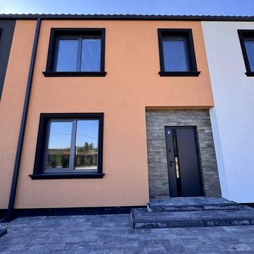 Продаж! Будинок-таунхаус з ГАЗОМ біля Києва -с.Ворзель