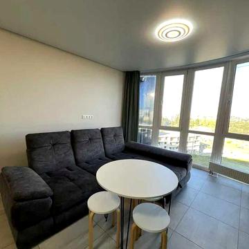 Продаж 3к квартири 107.3 кв. м на вул. Лазурна ЖК - Ривьера