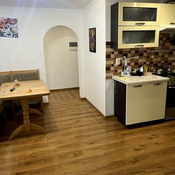 Чотирикімнатна квартира , квартира, дом квартирный