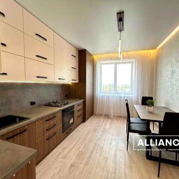 Продається шикарна 2-х кімнатна квартира . Повністю укомплектована