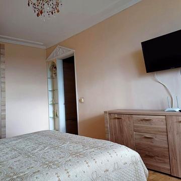 2к.кв.вул. Героїв Маріуполя  метро Іподром ТРЦ Республіка