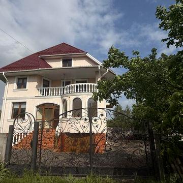 Оренда будинку 6 кімнат