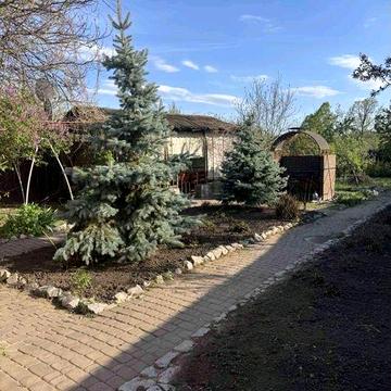 Продам жилой дом( часть дома) с капитальным ремонтом гДергачи.