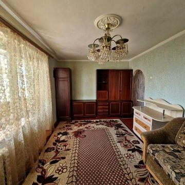 Продається двокімнатна квартира по вулиці Грушевського