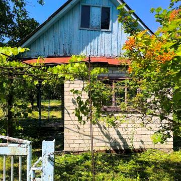 Продам приватизовану дачу,4,5 сотих ,в масиві Калина ,всі документи є