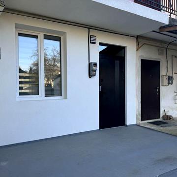 Продам 1км квартиру по вул.Нафтовиків 40