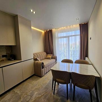 Здвється 1.5 кімнатна в новобудові на набережній