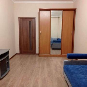 Сдам СВОЮ однок. кв. Небесной сотни 3а.Успех