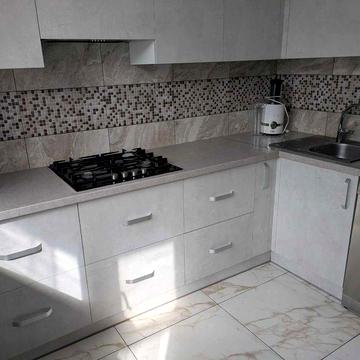 Вітянська 4-А. «СВІЖИЙ» РЕМОНТ, не здавалась (ніхто не жив). ГАЗ !