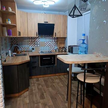 Продається квартира на Дружбі.ТОРГ