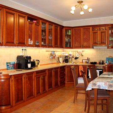 Продам видову 2-рівневу квартиру Ахматової 13Д (інвертор/генератор)