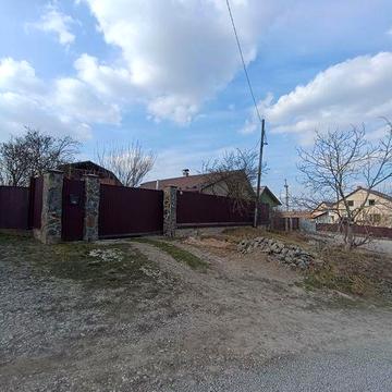 Продається домоволодіння з двох будинків р-н Підзамче