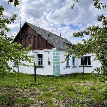 Глибочиця окремий,міцний будинок під ваш ремонт,з усіма комунікаціми