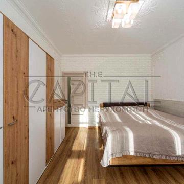 Продам квартиру 94м2 у клубному будинку | вул. Дмитрівська