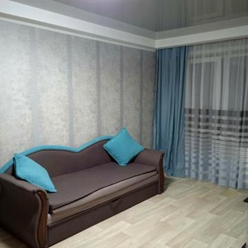 Незалежності вул. (Титова), 16