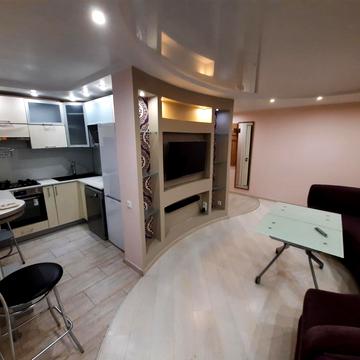 Незалежності вул. (Титова), 20