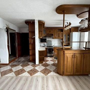 Квартира 4-х кімнатна центр, автостанція