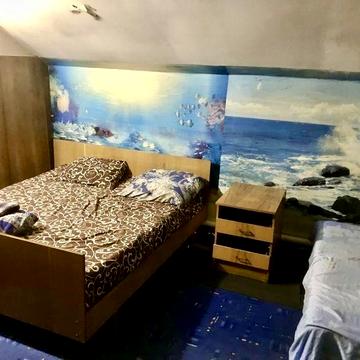 Здам бюджетну квартиру,центр.Повнісю облаштована.Вільна.