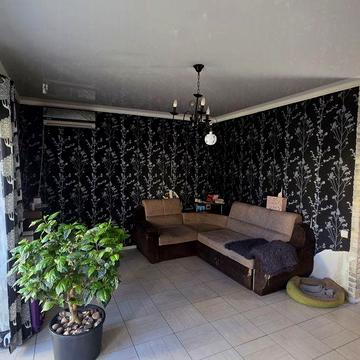 Р-н 6 школа!!! ЖИЛИЙ   85 кв.м. з МЕБЛЯМИ