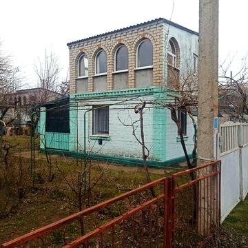 Продаю велику двухповерхову дачу