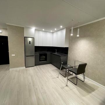 Дніпровська набережна вул., 18-А