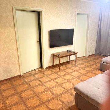 Балкон на всю квартиру.